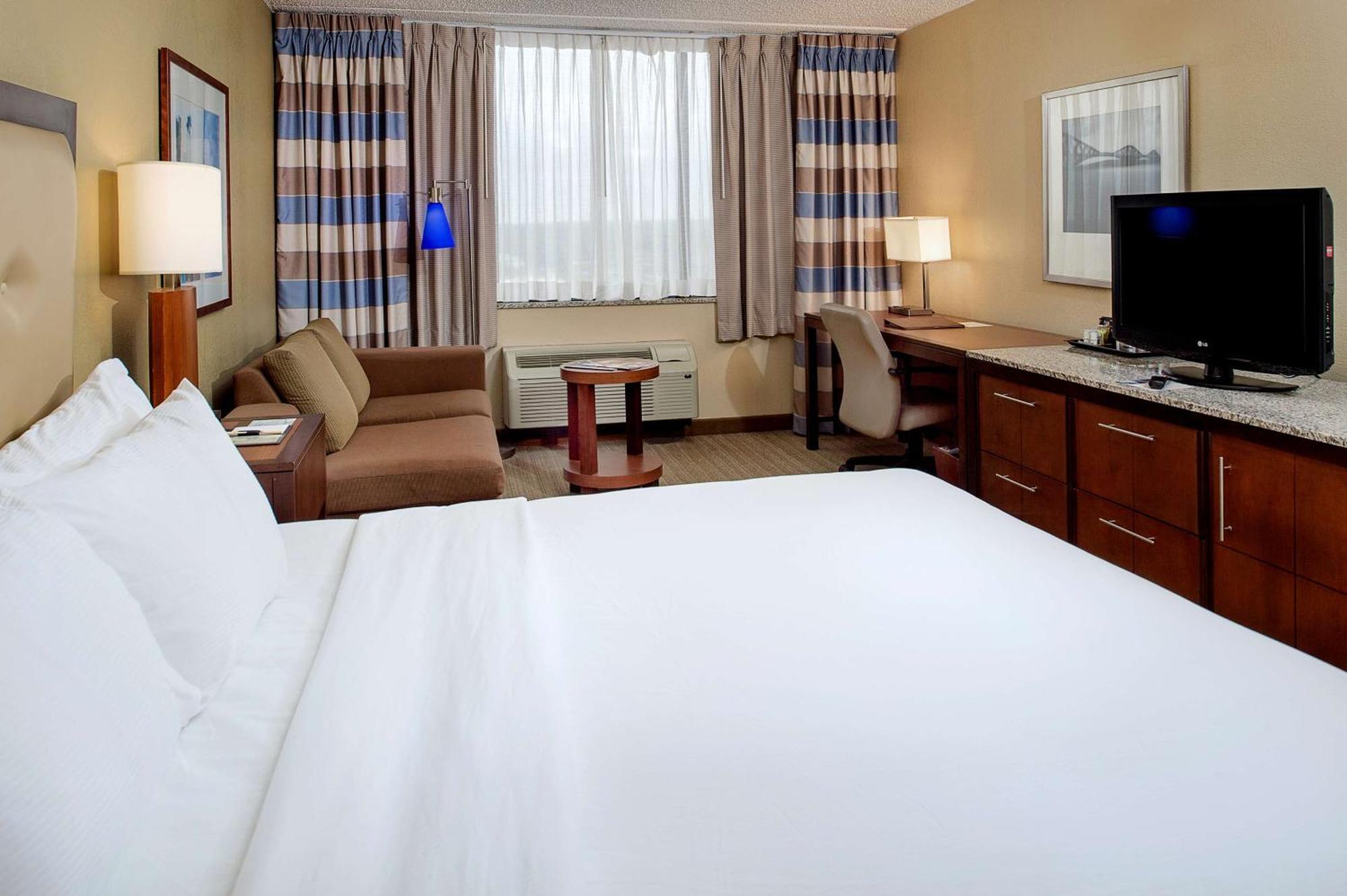 Doubletree By Hilton St. Louis At Westport Hotel Maryland Heights Ngoại thất bức ảnh